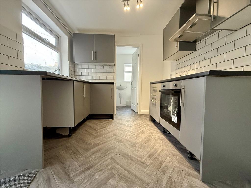 Kitchen Flat 1