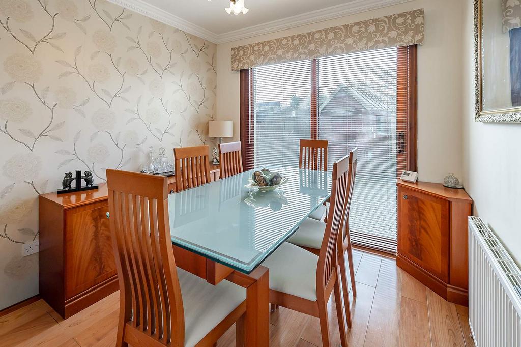 Living Room/Diner