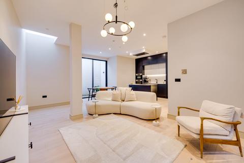 Fulham Palace Road, Fulham, London