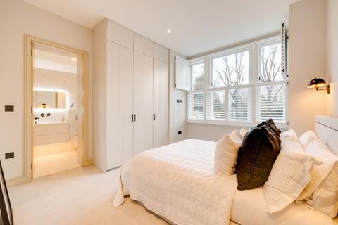 2 bedroom flat for sale, Fulham Palace Road, Fulham, London
