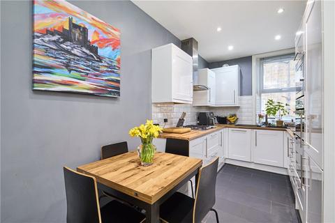 4 bedroom terraced house for sale, Swaine Hill Street, Yeadon, Leeds, LS19