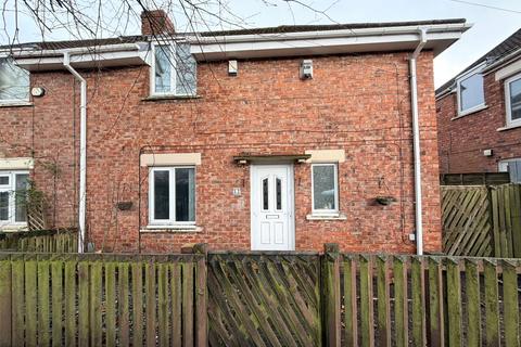 3 bedroom semi-detached house to rent, Broadway, Low Fell, Gateshead, NE9