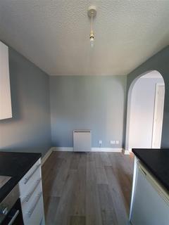 2 bedroom flat to rent, Teal Court,Blackpool, Lancashire