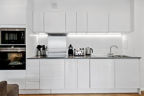 2 bedroom flat to rent, Millharbour, London