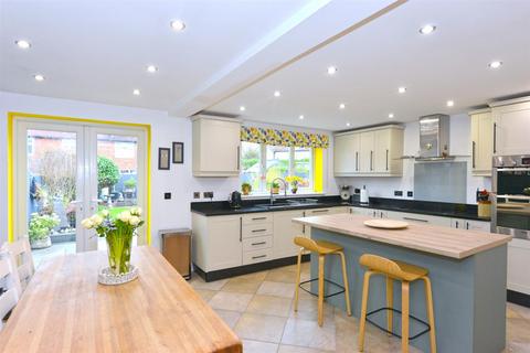 3 bedroom semi-detached house for sale, Copthorne Drive, Copthorne, Shrewsbury