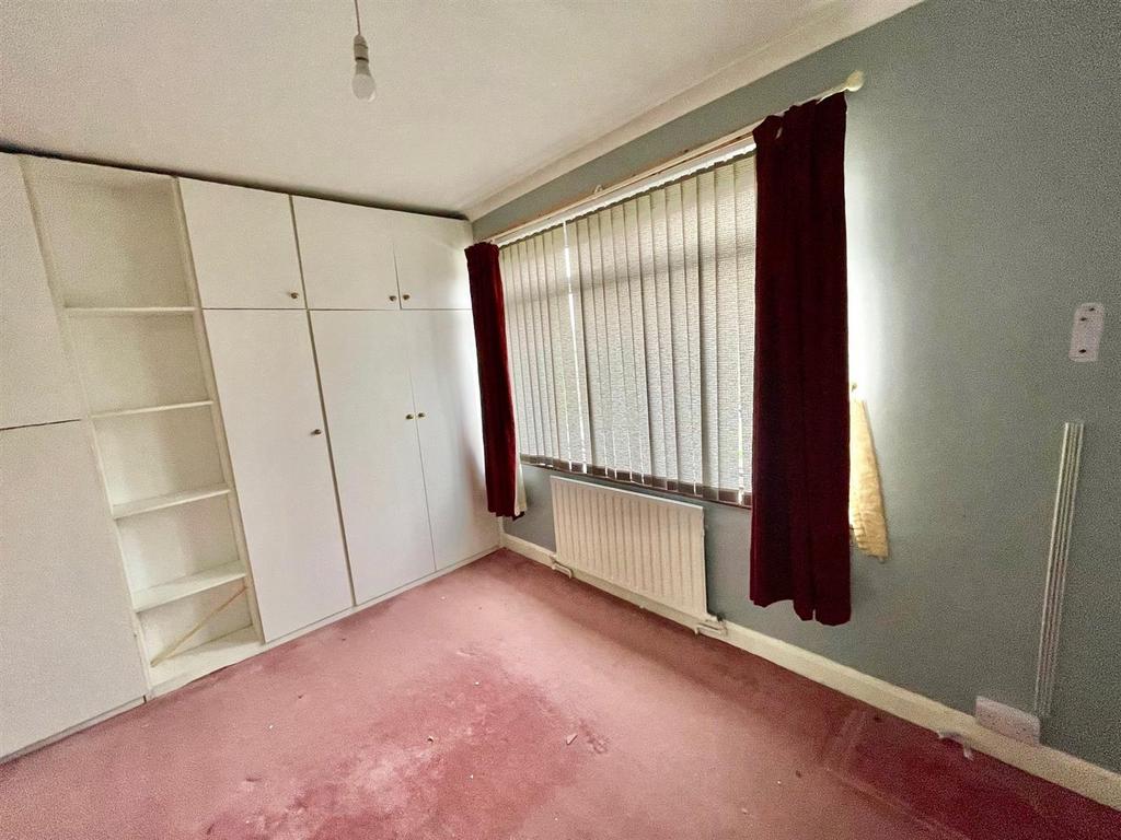 Deepdene 34 Bed 1.jpg