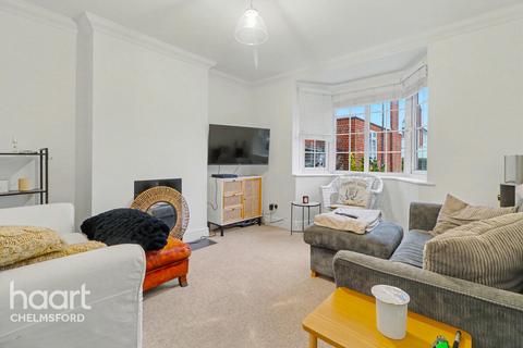 3 bedroom maisonette for sale, Hayes Close, Chelmsford