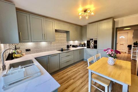 3 bedroom semi-detached house for sale, Heol-Y-Bardd, Bridgend County Borough, CF31 4SS