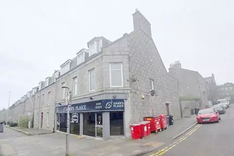1 bedroom flat for sale
