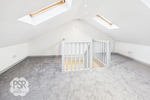 3 bedroom terraced house for sale, Bridge Street, New Mills, SK22