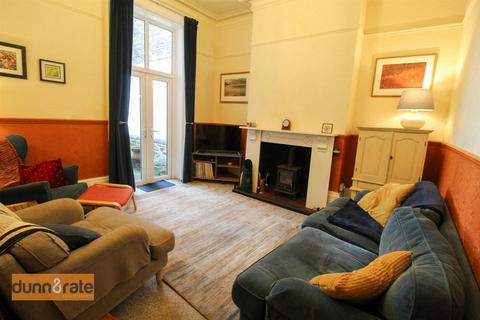 4 bedroom terraced house for sale, Waterloo Road, Stoke-On-Trent ST6