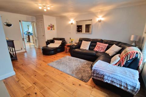 4 bedroom cottage for sale, PYLE ROAD, PYLE, CF33 6PL