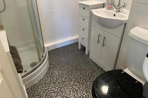 undefined, Cliffe Park Crescent, Wortley, Leeds