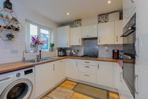 3 bedroom semi-detached house for sale, Boxall Way, Langley SL3