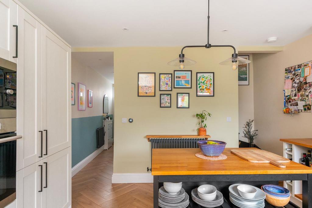 5 G4 RGK - Kitchen C.jpg