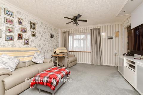 3 bedroom semi-detached house for sale, Milne Park West, New Addington, Croydon, Surrey