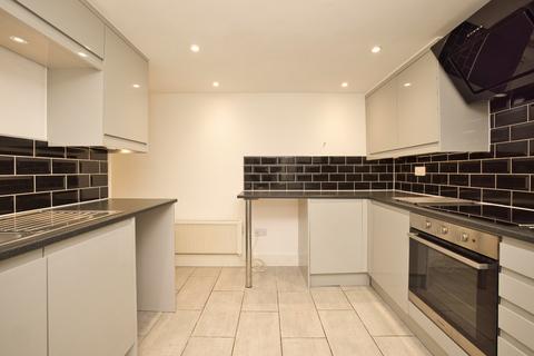 2 bedroom flat for sale, Addington Street, Ramsgate, Kent, CT11
