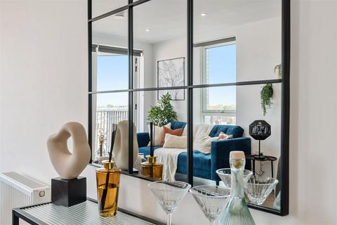 undefined, 2 Woodlands Avenue, Acton W3