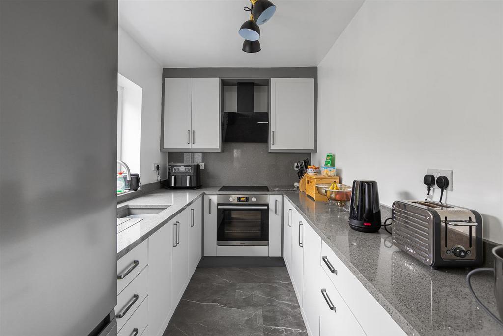 20 Edgeware Road 31.jpg