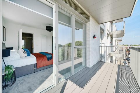 undefined, 4 Woodlands Avenue, Acton W3