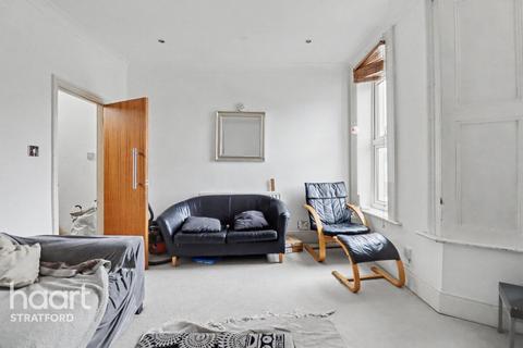 3 bedroom flat for sale, Carnarvon Road, Stratford