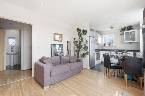1 bedroom apartment for sale, Cherrywood Lodge, Birdwood Avenue, London, SE13