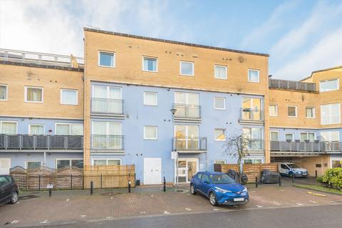 undefined, Wooldridge Close, Feltham TW14