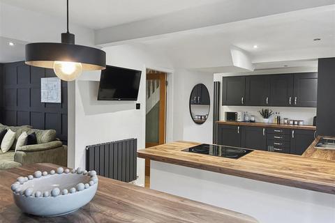 4 bedroom semi-detached house for sale, Rockingham Road, Stamford