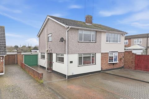2 bedroom semi-detached house for sale, Reeds Way, Wickford, SS12