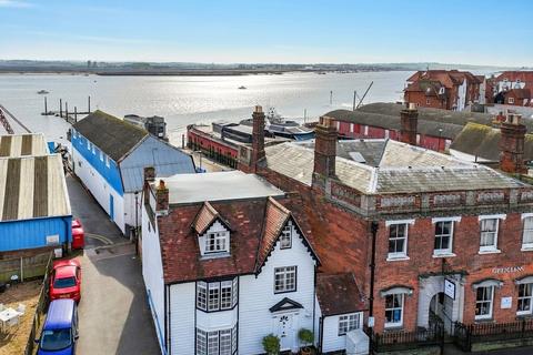 4 bedroom detached house for sale, High Street, Burnham-on-Crouch, Essex, CM0
