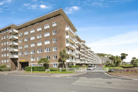 3 bedroom flat for sale, The Gateway, Dover, Kent, CT16