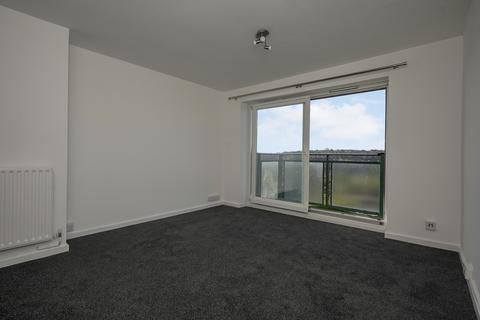 3 bedroom flat for sale, Friars Way, Dover, Kent, CT16