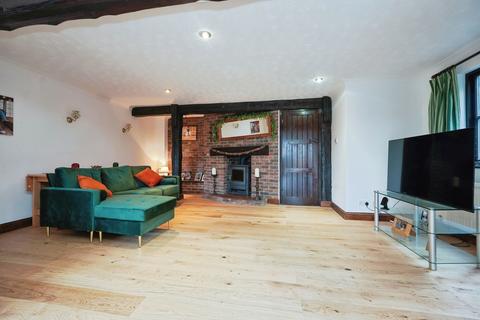 Hill Avenue, Shepherdswell, Dover, Kent, CT15