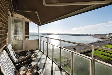 3 bedroom property for sale, The Gateway, Dover, Kent, CT16