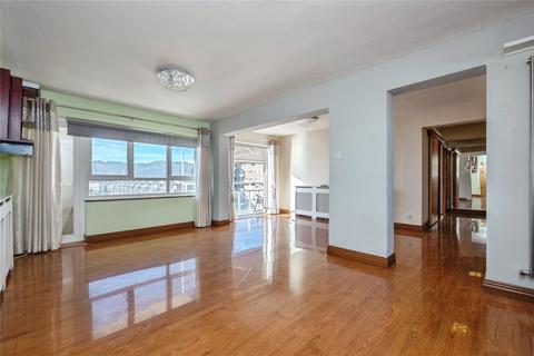 3 bedroom property for sale, The Gateway, Dover, Kent, CT16
