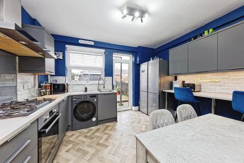 3 bedroom terraced house for sale, Hyde Place, Aylesham, Canterbury, Kent, CT3