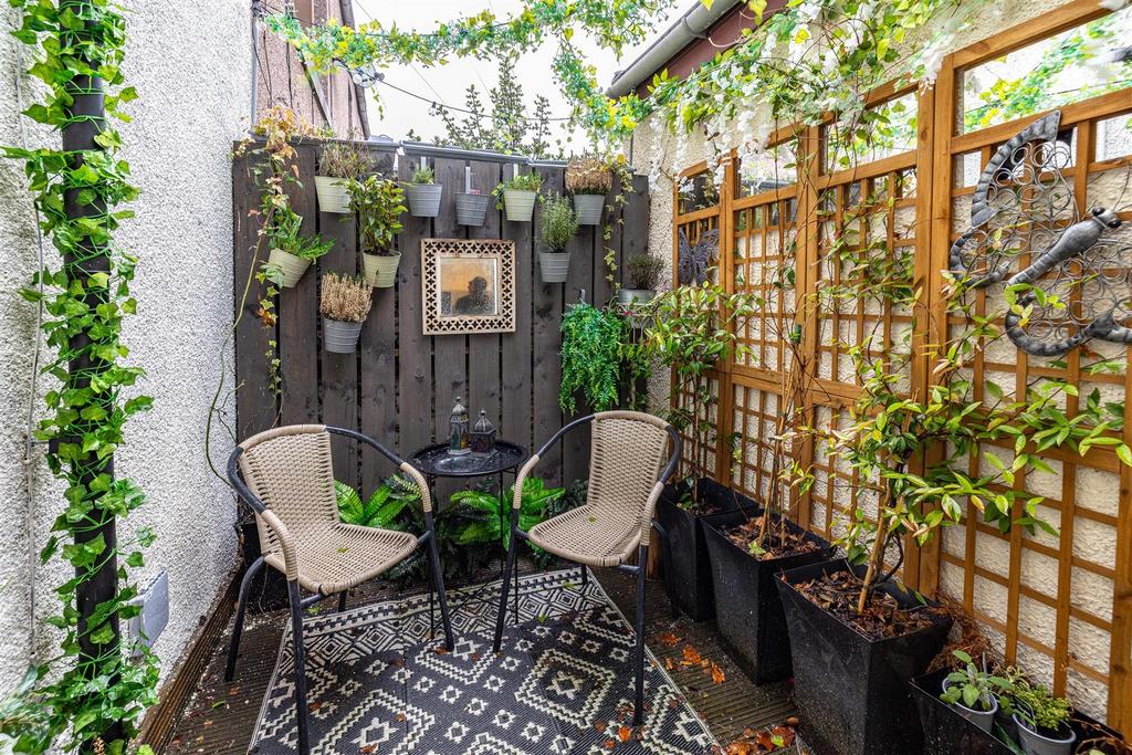 9 Elm Row Galashiels 56.JPG