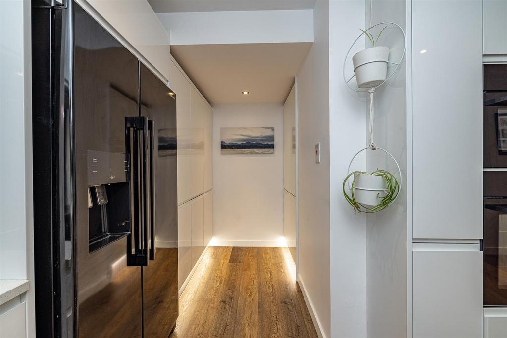 9 Elm Row Galashiels 26.JPG