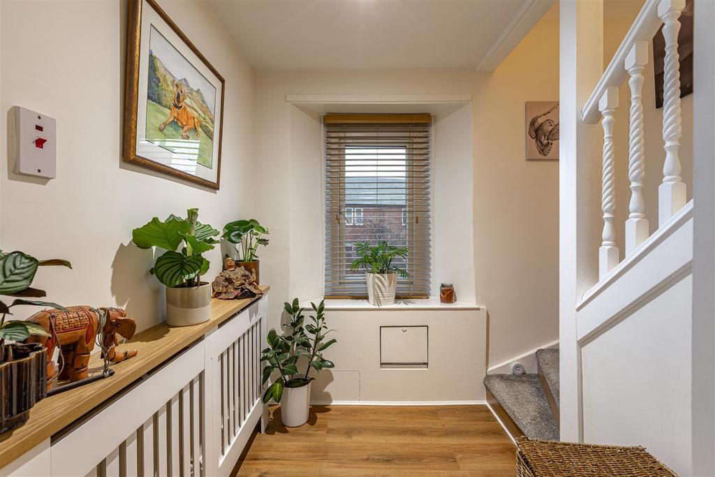 9 Elm Row Galashiels 48.JPG