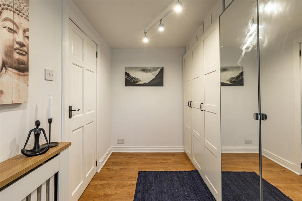 9 Elm Row Galashiels 45.JPG