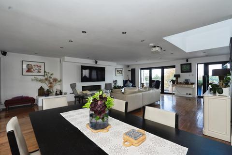 4 bedroom detached house for sale, Hill Brow, Hove, East Sussex, BN3