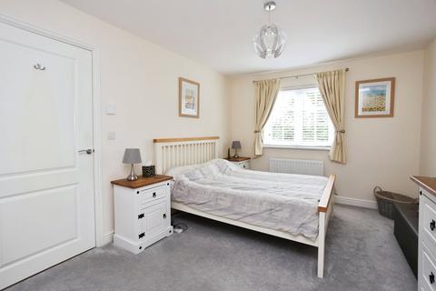 3 bedroom end of terrace house for sale, Rother Drive, Tenterden, Kent, TN30