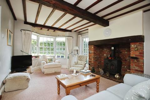 3 bedroom semi-detached house for sale, Fosten Green, Biddenden, Ashford, Kent, TN27