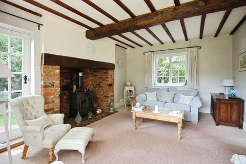 3 bedroom semi-detached house for sale, Fosten Green, Biddenden, Ashford, Kent, TN27