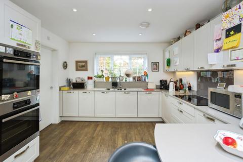 undefined, Herschel Place, Hawkhurst, Cranbrook, Kent, TN18