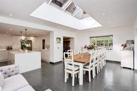 4 bedroom semi-detached house for sale, High Street, Wallcrouch, Wadhurst, East Sussex, TN5