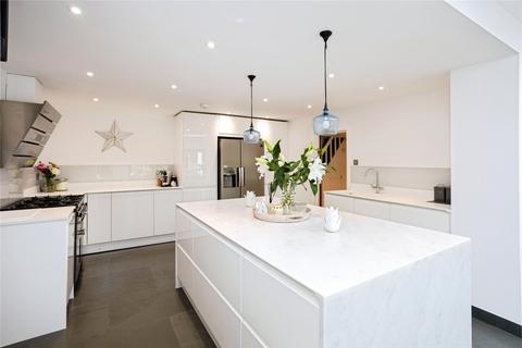 4 bedroom semi-detached house for sale, High Street, Wallcrouch, Wadhurst, East Sussex, TN5