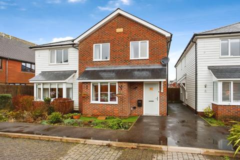 Davis Mews, Northgrove Road, Hawkhurst, Cranbrook, TN18