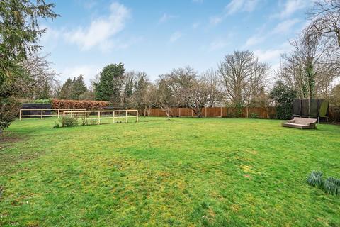 undefined, Epping Road, Roydon