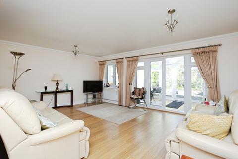 3 bedroom bungalow for sale, Lower St. Marys, Ticehurst, Wadhurst, East Sussex, TN5